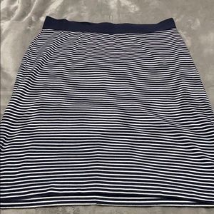 ✨3/25$✨ Gap Striped Pencil Skirt